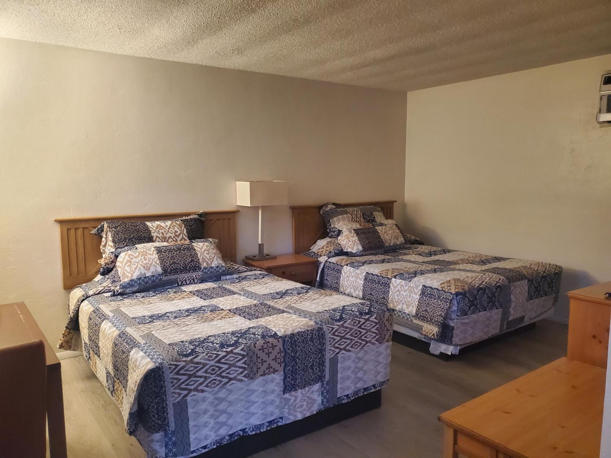 5 Budget Hotels Close to Durango Park Worth Booking