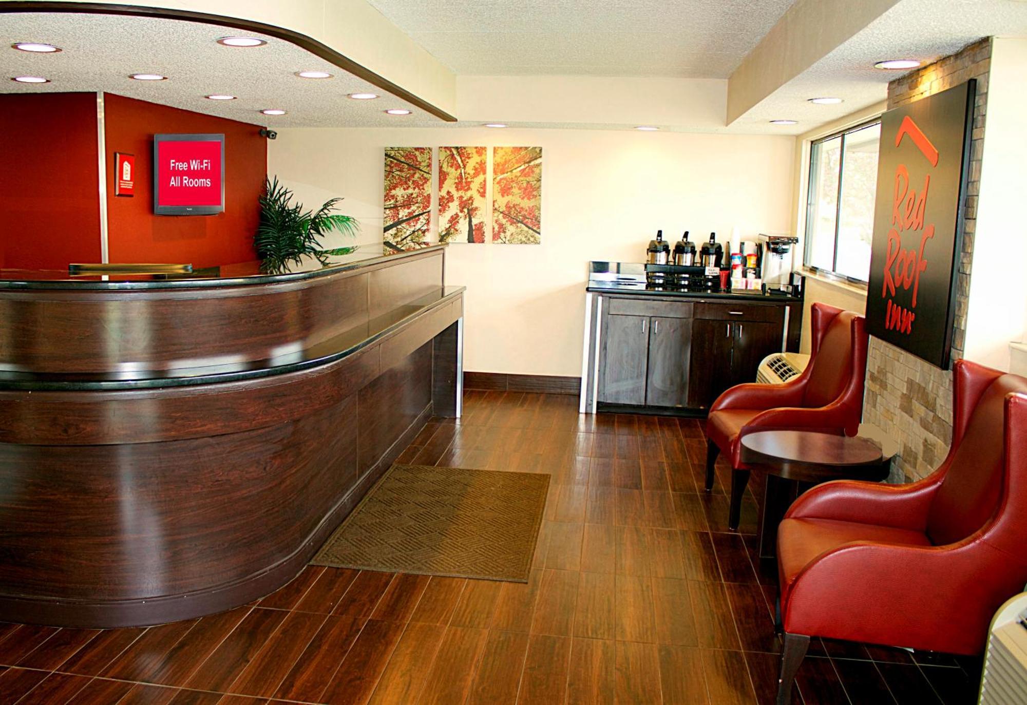 4 Budget Hotels Near Indiana Dunes That Deliver Real Value