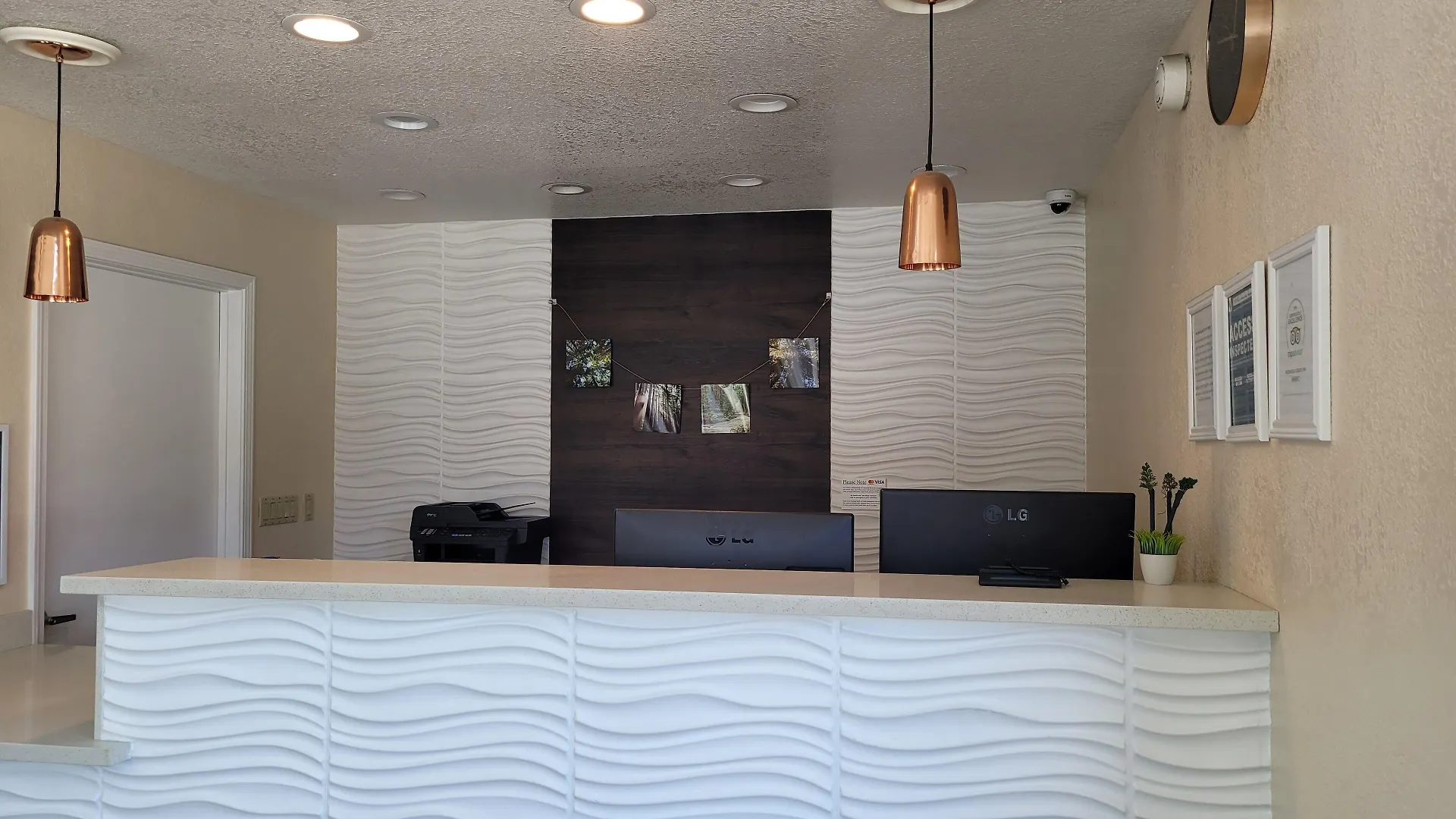 4 Central Hotels Near Flood Park Worth Booking Now