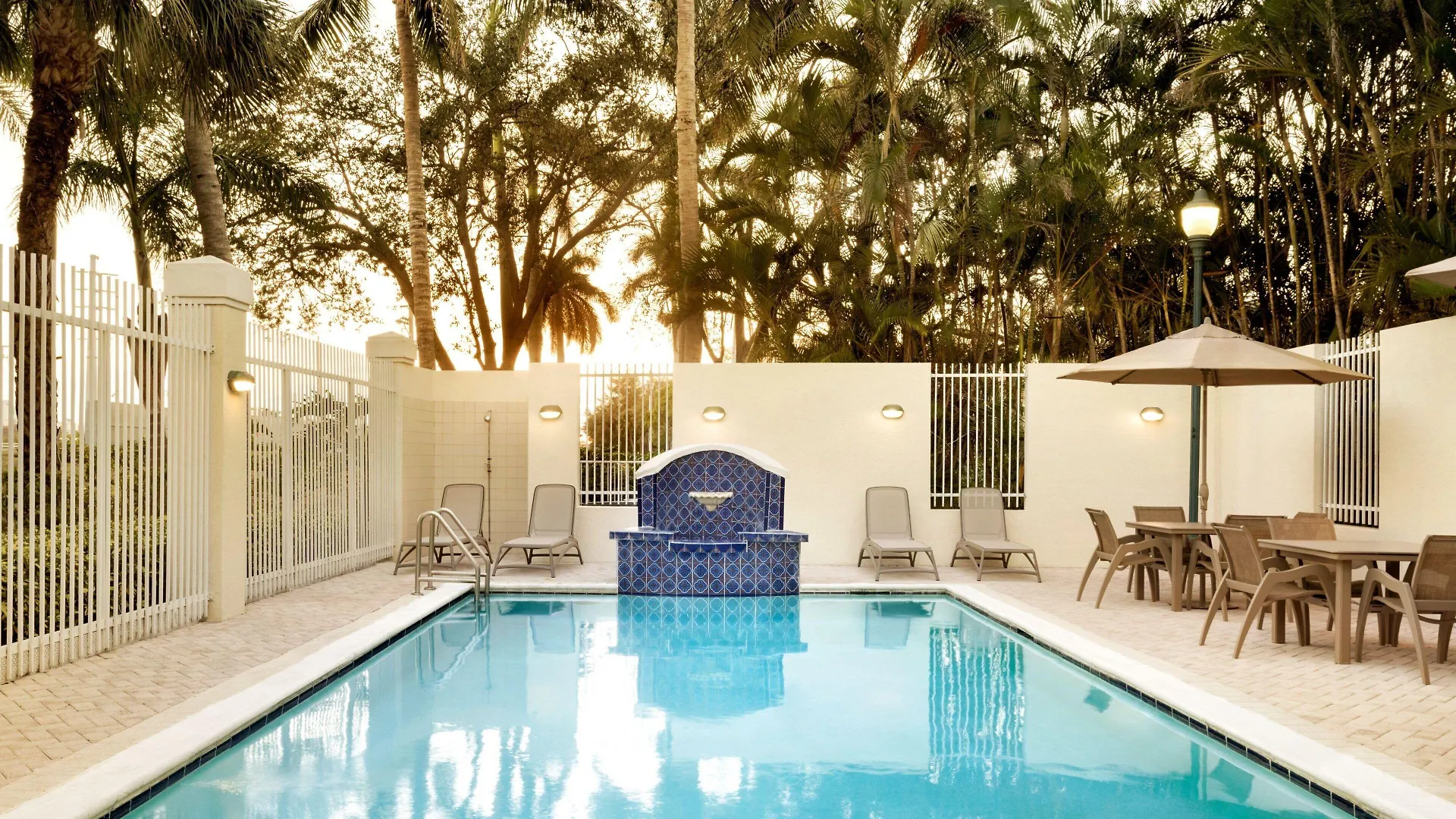 5 Hotels Near Barrington University Worth Booking in Boca Raton